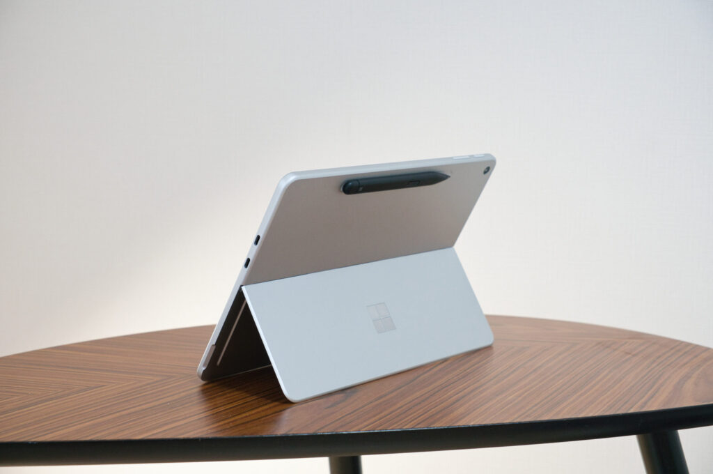 surface_kicstand